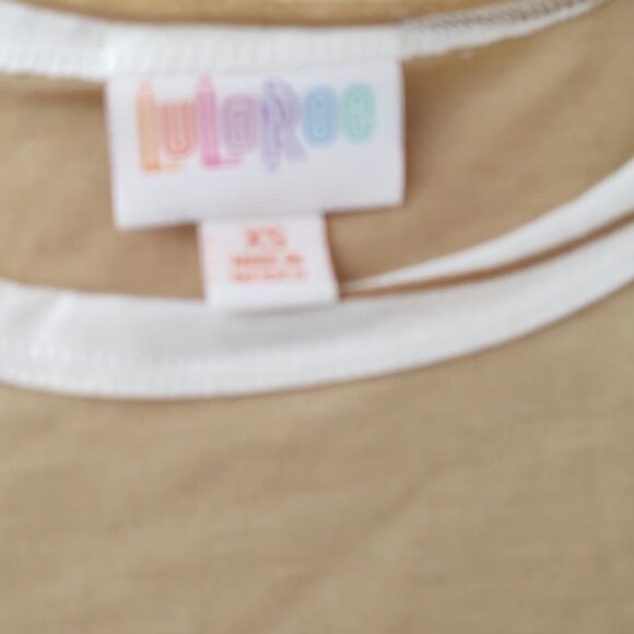 LulaRoe Randy T-shirt Tan w Stripes Size XS New w Tags (M1) - Picture 4 of 6